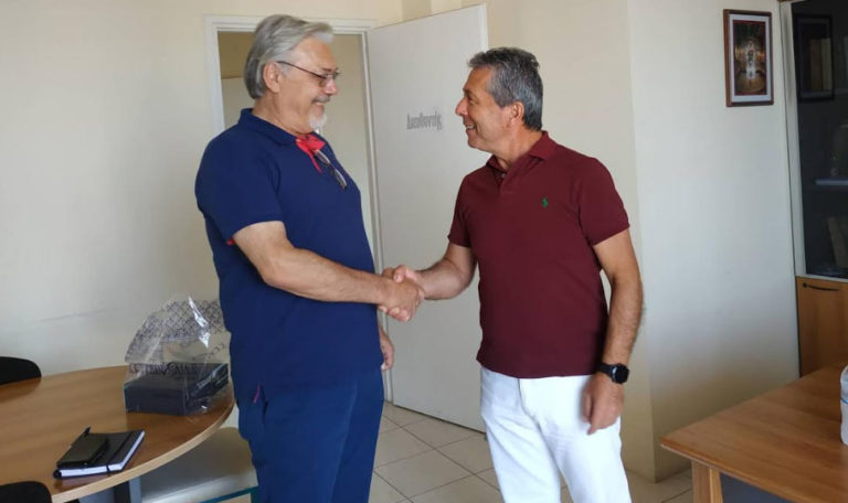 Ανέλαβε καθήκοντα ως Διευθυντής Πρωτοβάθμιας Εκπαίδευσης Ηλείας ο Α. Καρατζάς