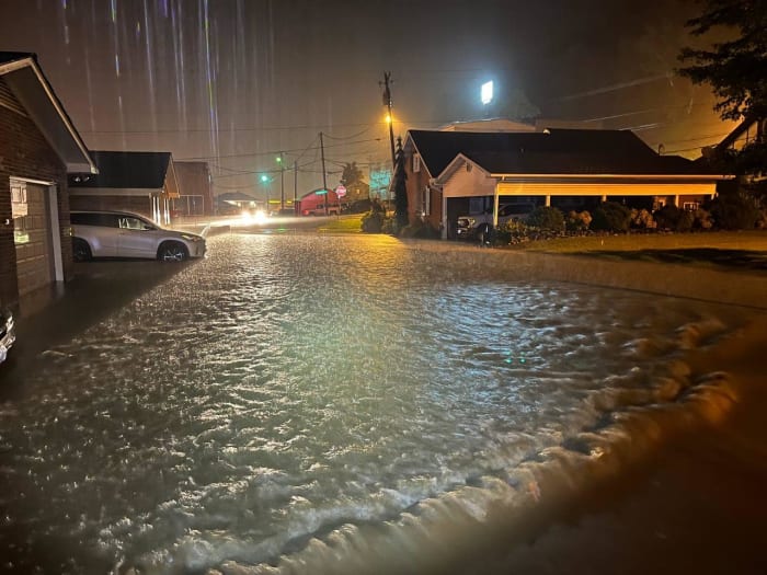 ΗΠΑ: Τουλάχιστον τρεις νεκροί από πλημμύρες στο Κεντάκι