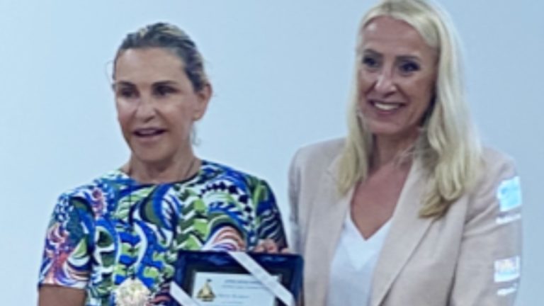 Την Ιουλία Τσέτη τίμησε το Διεθνές Θερινό Πανεπιστήμιο στο Καστελλόριζο