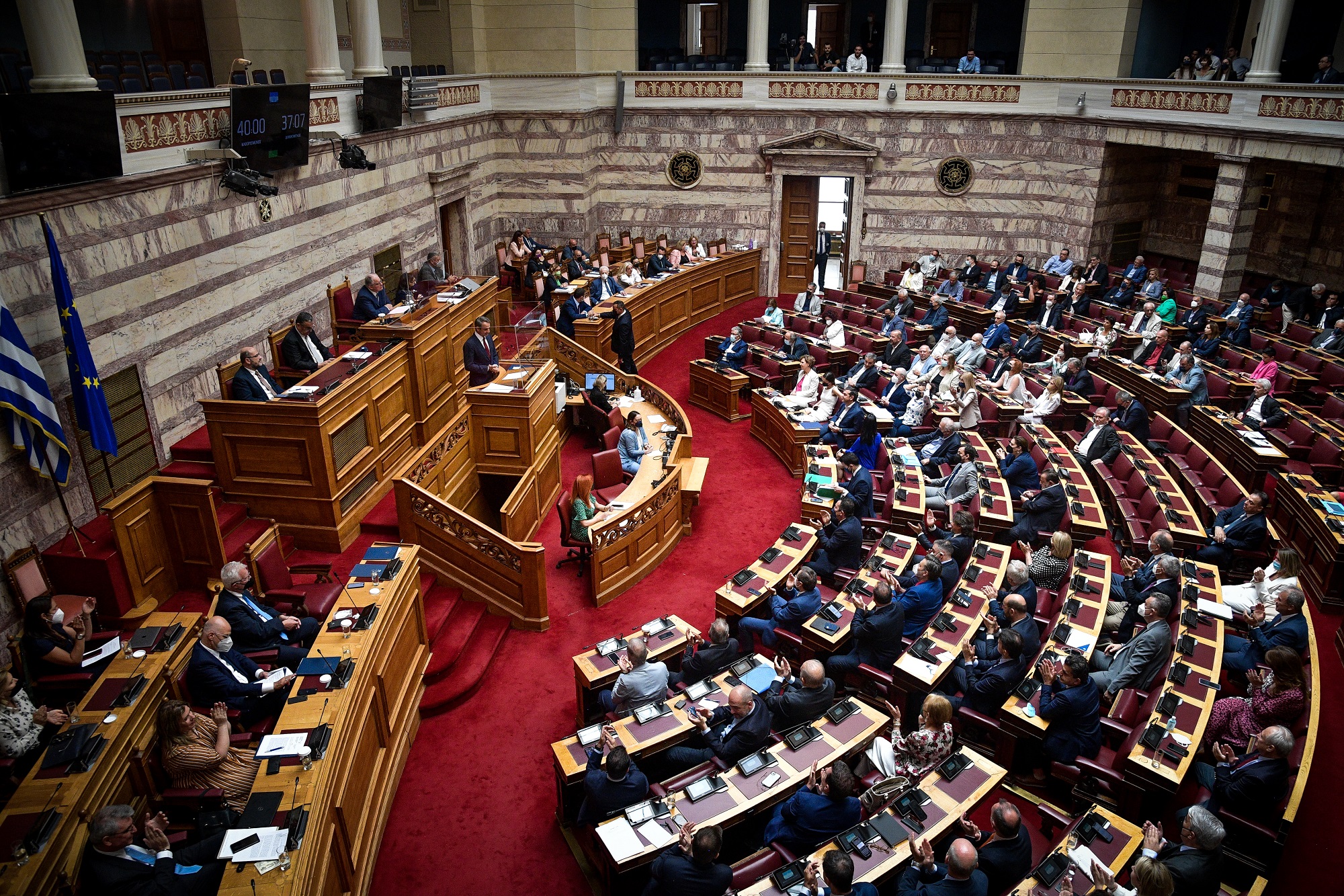 Μάχη κορυφής στη Βουλή – Κατάργηση της εισφοράς αλληλεγγύης & ξεπάγωμα αυξήσεων στις συντάξεις, ανακοίνωσε ο Κ. Μητσοτάκης