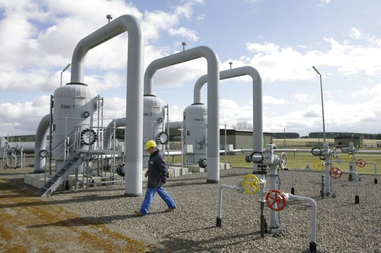 Γερμανία: Η Γαλλία μπορεί να προμηθεύει τη Γερμανία με 20 terawatt/ω φυσικού αερίου τον χειμώνα