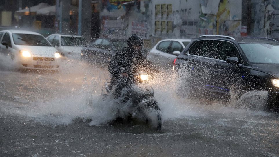 Έκτακτο Δελτίο Επιδείνωσης του Καιρού στην κεντρική και βόρεια Ελλάδα