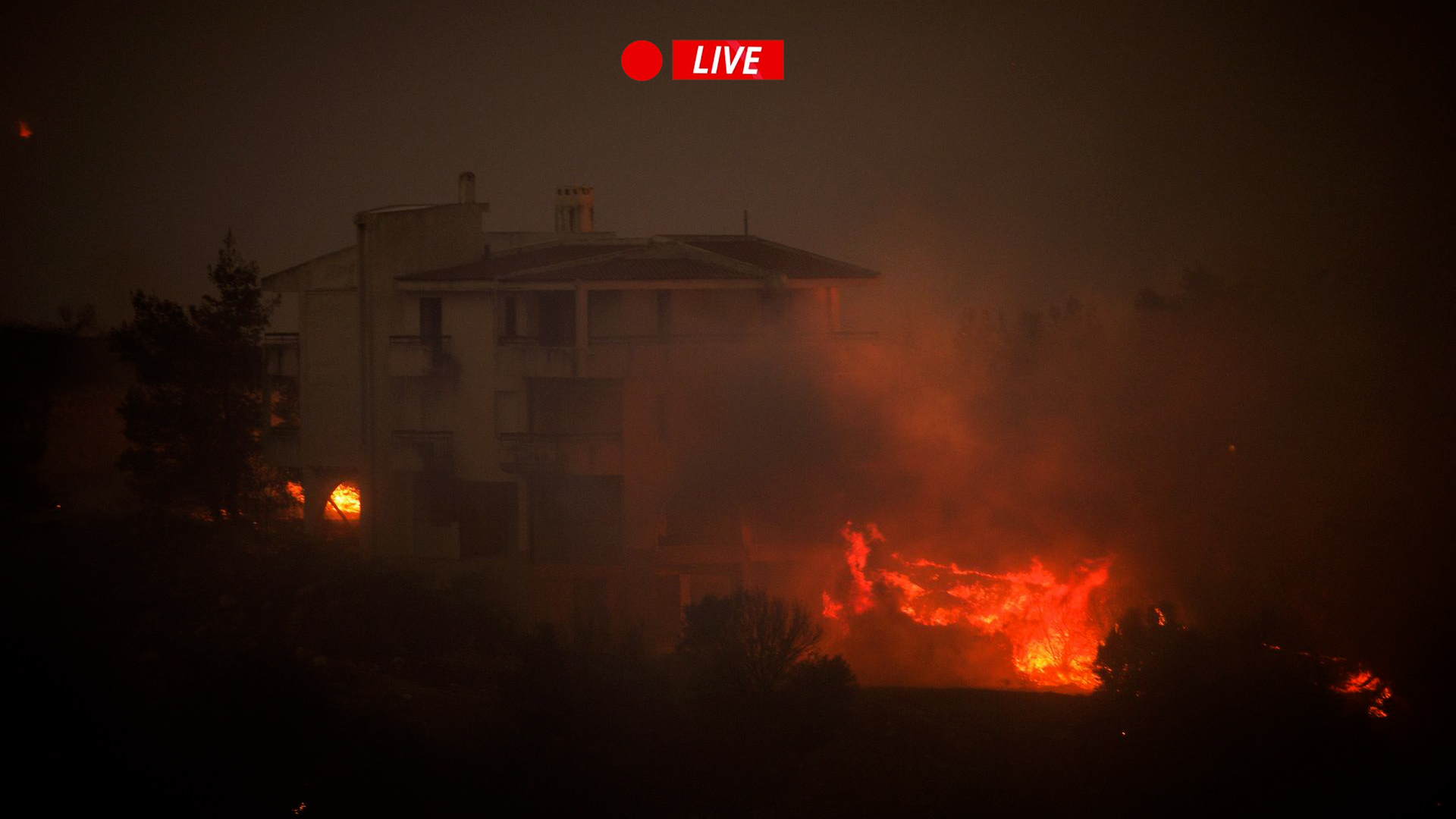 Πύρινη κόλαση στην Πεντέλη: Εκκενώθηκαν 4 περιοχές και το Παίδων – Live οι εξελίξεις