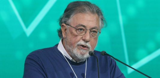 Γ. Πανούσης στο Πρώτο: Οι νέοι αποφάσισαν να διεκδικήσουν ένα κομμάτι της εγκληματικής πίττας – Μην γίνουμε σαν το «Κουρδιστό Πορτοκάλι» (audio)