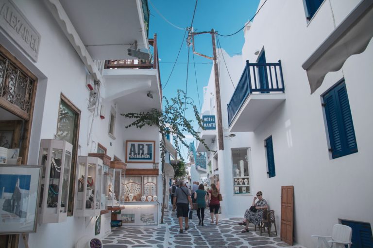 Β. Κικίλιας: Ρεκόρ εσόδων από τον τουρισμό θα ενισχύσουν τη μέση ελληνική οικογένεια»