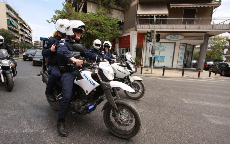 Θεσσαλονίκη: Επεισοδιακή σύλληψη 20χρονου παράνομου διακινητή μεταναστών μετά από καταδίωξη