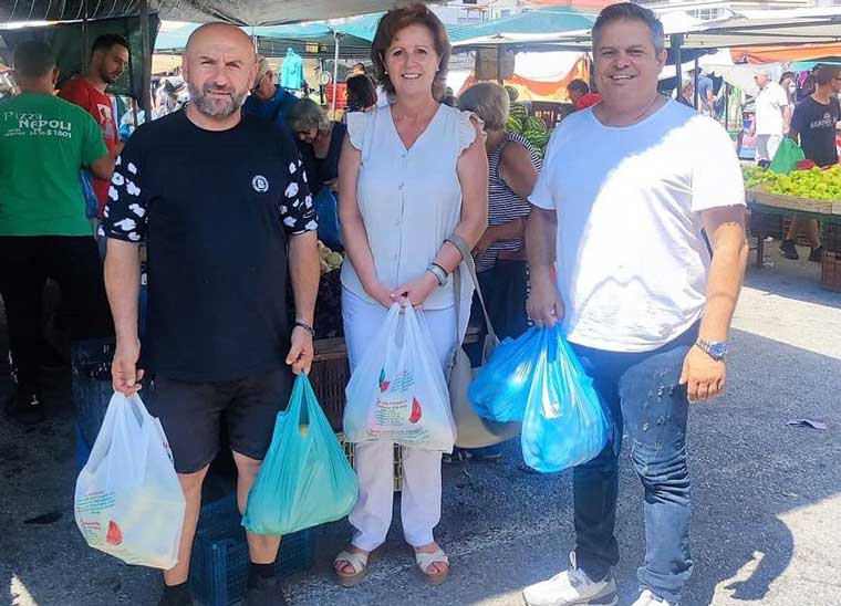 Καστοριά: Παράδοση τροφίμων στο Γηροκομείο