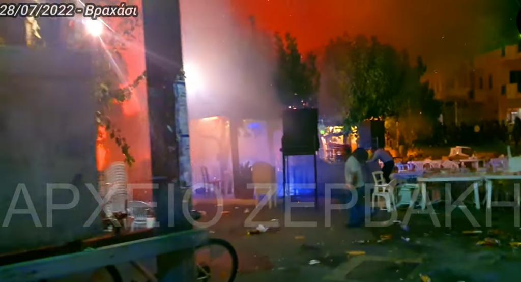 Κινδύνεψαν άνθρωποι από την φωτιά στο Βραχάσι Λασιθίου – Εμπρησμό καταγγέλλουν οι κάτοικοι