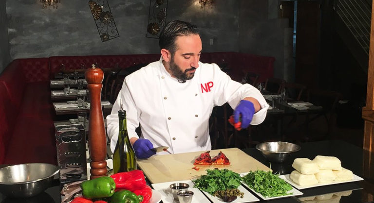Από τα Κύθηρα στη Νέα Υόρκη – Ο κορυφαίος Έλληνας σεφ Νίκος Πουλμέντης στην ΕΡΤ για τη διαδρομή του (video)