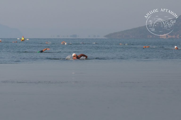 18ος Κολυμβητικός Διάπλους Αμβρακικού: To μεγάλο αθλητικό γεγονός της Άρτας με συμμετοχές από όλη την Ελλάδα (video)