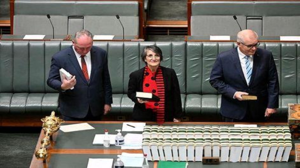 Αυξημένα καθήκοντα στο νέο Κοινοβούλιο για την Ελληνοαυστραλή βουλεύτρια, Μαρία Βαμβακινού