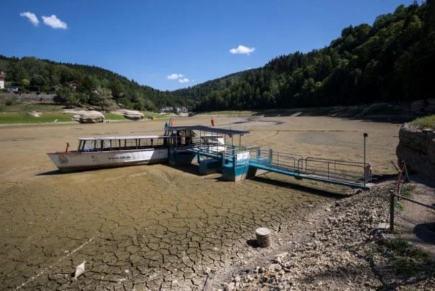 Ελβετία: Στα πιο χαμηλά επίπεδα για τον μήνα Αύγουστο η στάθμη σε 4 μεγάλες λίμνες