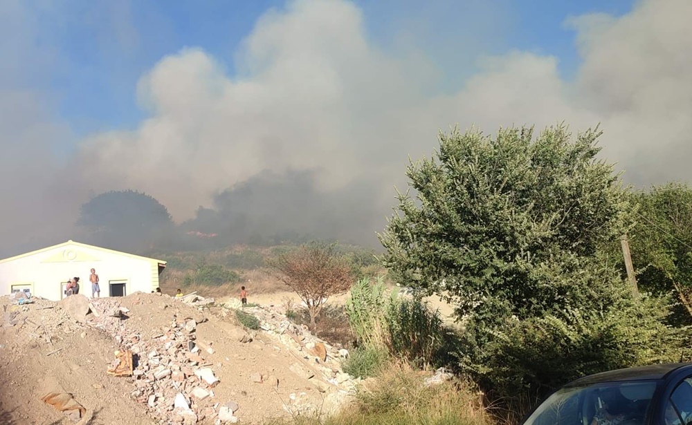 Κέρκυρα: Εντολή εκκένωσης οικισμού από την πυροσβεστική στην περιοχή Κουραμαδίτικα