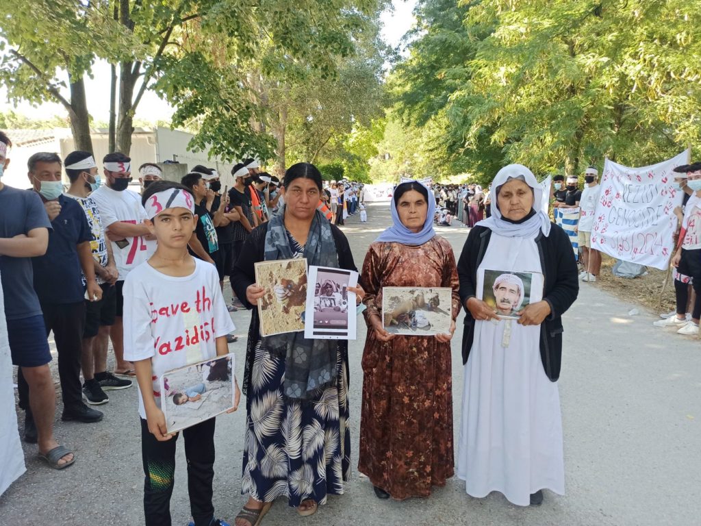 Σέρρες: Οι Γιεζίντι στη Δομή τίμησαν την ημέρα γενοκτονίας