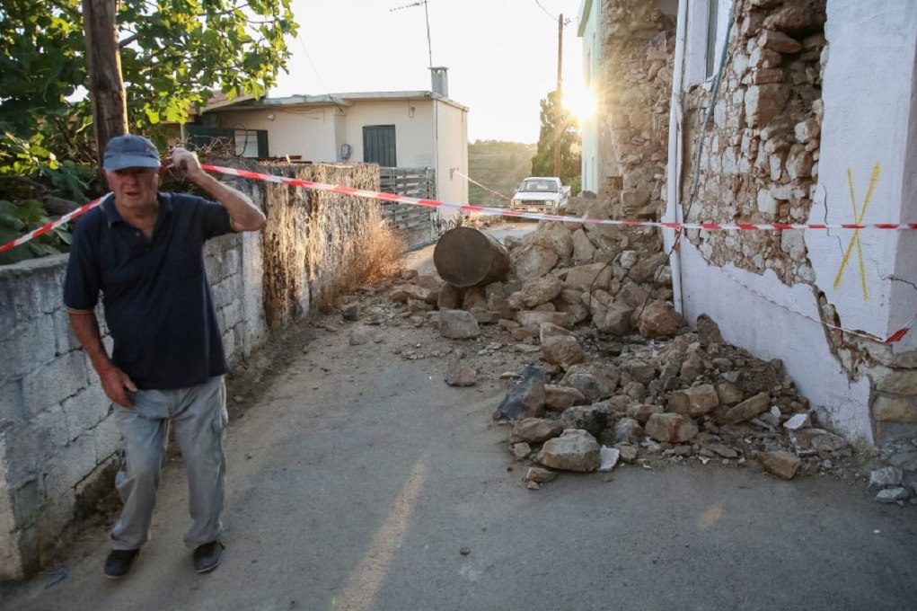 Ηράκλειο: Καλούνται να πληρώσουν ΕΝΦΙΑ για κατεστραμμένα από τον σεισμό σπίτια
