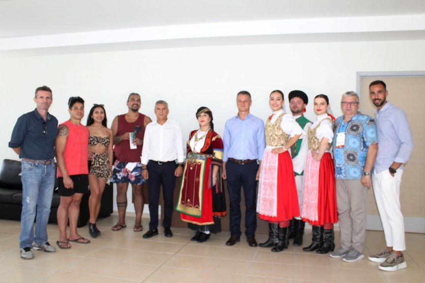 Συνάντηση του Περιφερειάρχη Θεσσαλίας με πολιτιστικούς συλλόγους από την Πολωνία και τη Χιλή