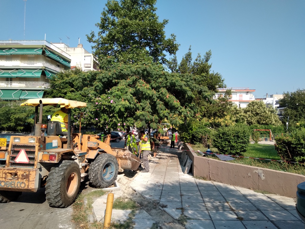 Δήμος Παύλου Μελά: Έργο αναβάθμισης και επέκτασης του δημοτικού φωτισμού σε πέντε περιοχές