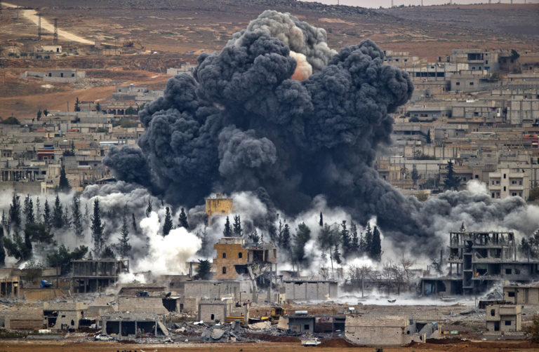 Σφοδρή ανταλλαγή πυρών μεταξύ Τουρκικών στρατευμάτων και Κούρδων μαχητών στη συριακή Κομπάνι