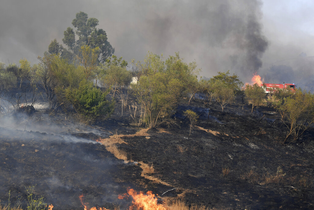 Ιταλία: Μεγάλη πυρκαγιά στη Δυτική Λιγουρία – Στάχτη περισσότερα από 400 εκτάρια βλάστησης, στους 70 οι εκτοπισμένοι
