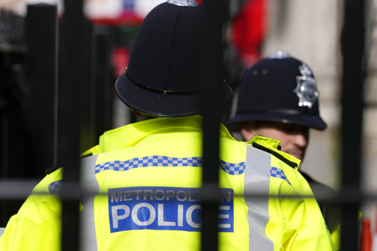 Βρετανία: Συνελήφθη ένας από τους «Beatles» του ISIS – Απαγγέλθηκαν κατηγορίες για τρομοκρατία