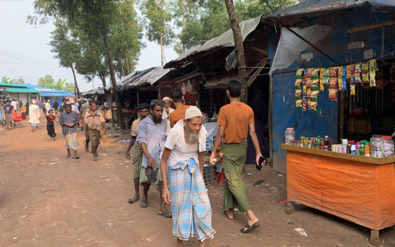 Η Ύπατη Αρμοστής του ΟΗΕ επισκέφθηκε τους καταυλισμούς των προσφύγων Ροχίνγκια