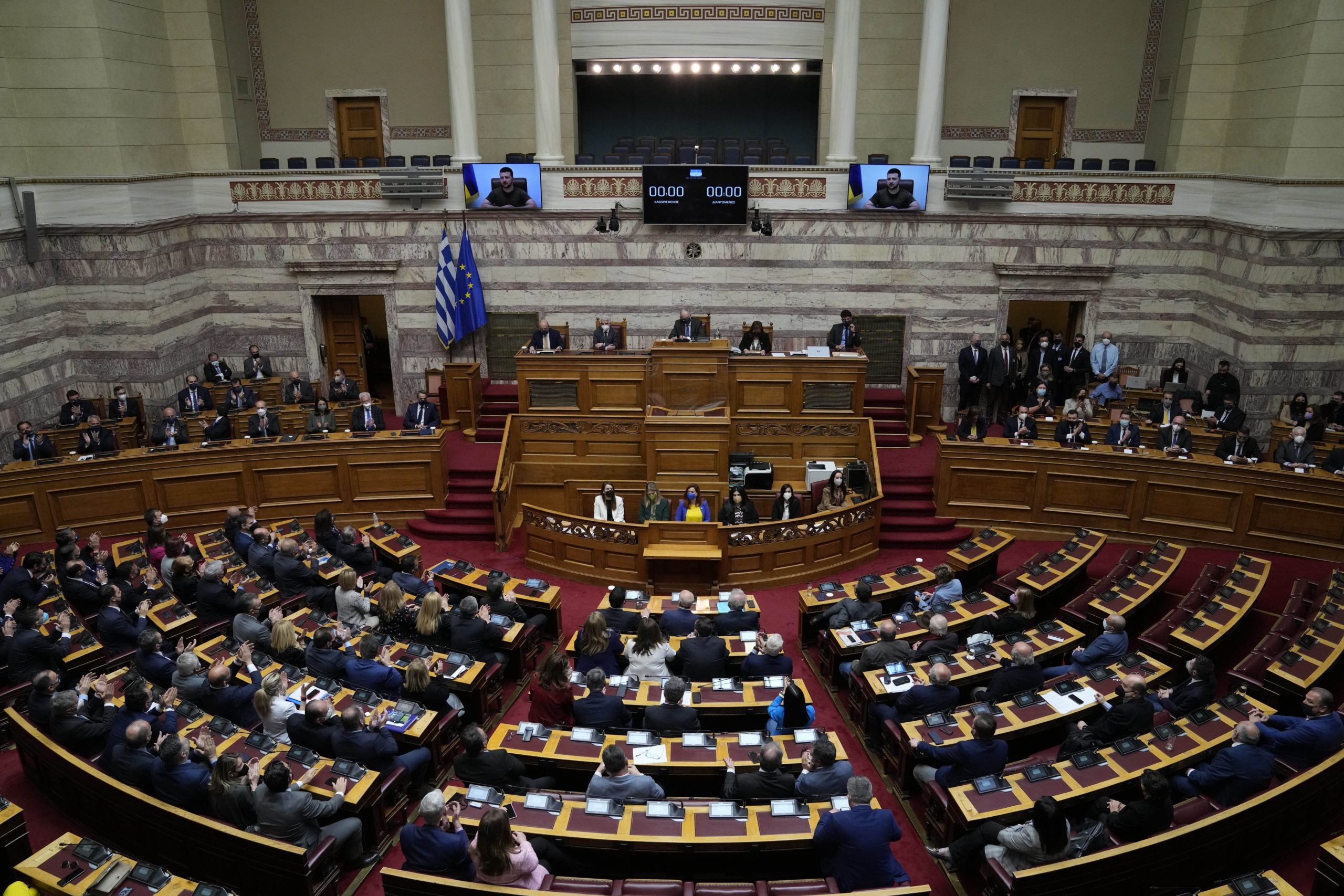 Οι αντιδράσεις των κομμάτων της αντιπολίτευσης στο μήνυμα Μητσοτάκη για την έξοδο της Ελλάδας από την ενισχυμένη εποπτεία
