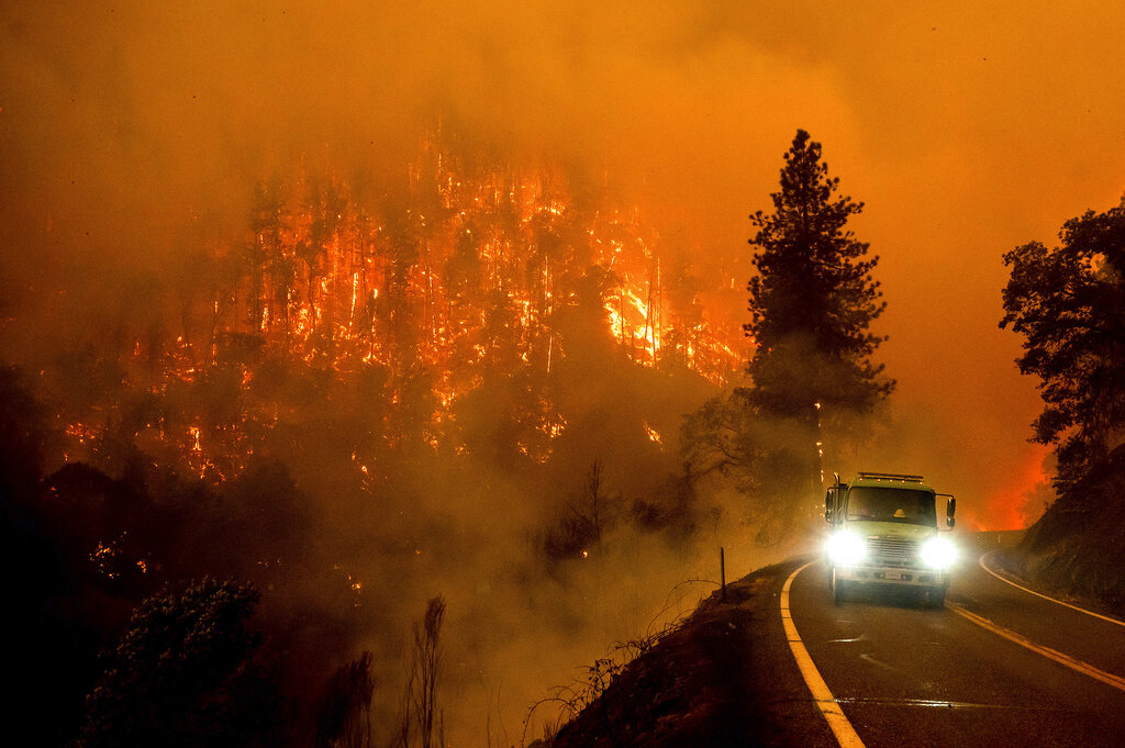 Καλιφόρνια: Στους τέσσερις οι νεκροί από τη μεγαλύτερη πυρκαγιά της χρονιάς