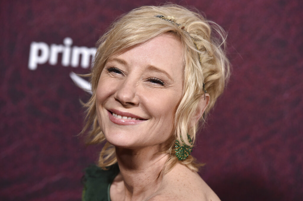 Πέθανε η Anne Heche – Αποσυνδέθηκε από τη μηχανική υποστήριξη