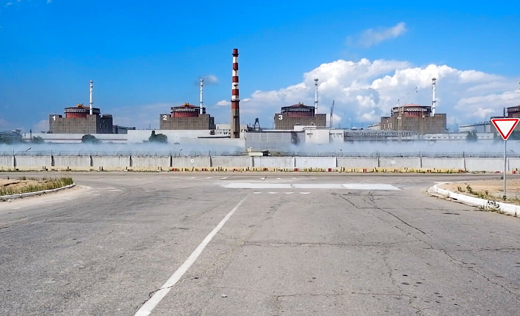 Αποσυνδέθηκαν οι πυρηνικοί αντιδραστήρες στη Ζαπορίζια, λόγω βλάβης σε καλώδια
