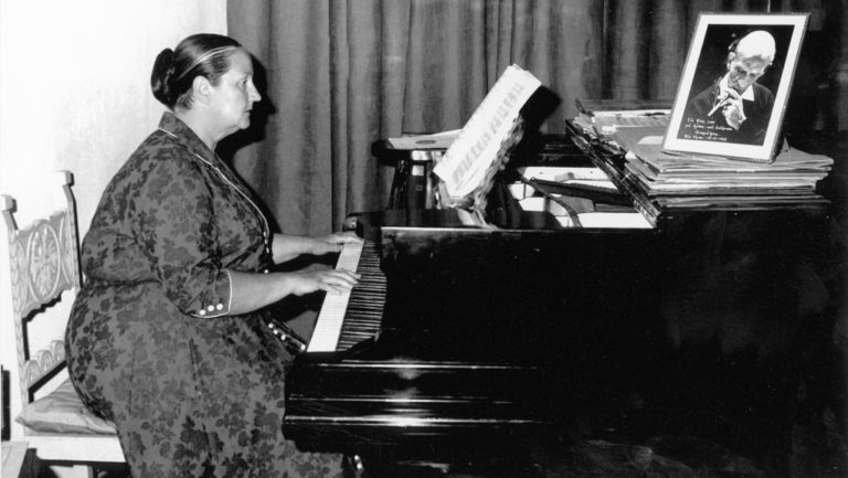 Τζίνα Μπαχάουερ – 22 Αυγούστου 1976