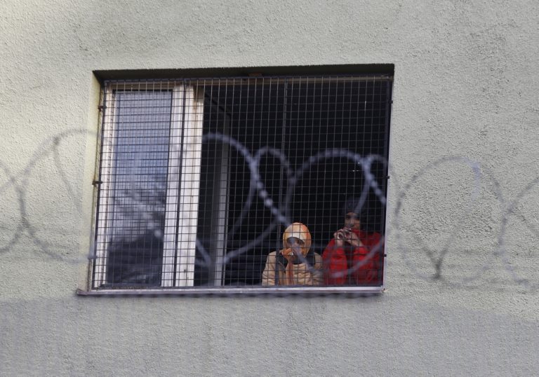 Τσεχία: Προετοιμάζεται για την ασφάλεια των συνόρων μετά την προσφυγική κρίση