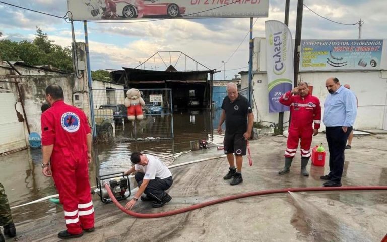 Χρ. Τριαντόπουλος: Άμεση ενεργοποίηση του πλαισίου για τη στήριξη των πληγέντων από το πλημμυρικό φαινόμενο στον Βόλο