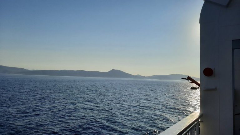 Χίος: Διάσωση ναυαγού από το πλοίο ΝΗΣΟΣ ΡΟΔΟΣ