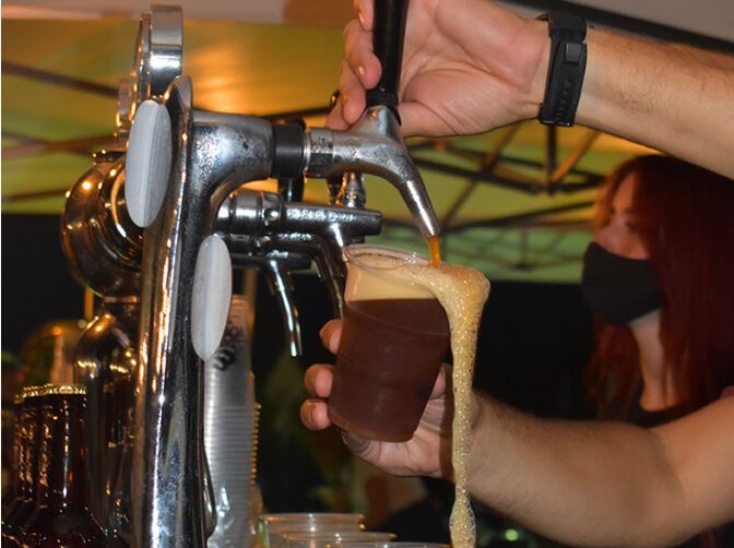 Φεστιβάλ Ελληνικής χειροποίητης μπύρας: 30 Έλληνες ζυθοποιοί παρουσιάζουν τις craft μπύρες τους στην Καλαμάτα (video)