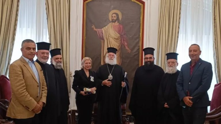 Με το παράσημο του τάγματος του Αγ. Σάββα τιμήθηκε η απερχόμενη πρόξενος της Ελλάδας στο Κάιρο Μαρία Ζήση