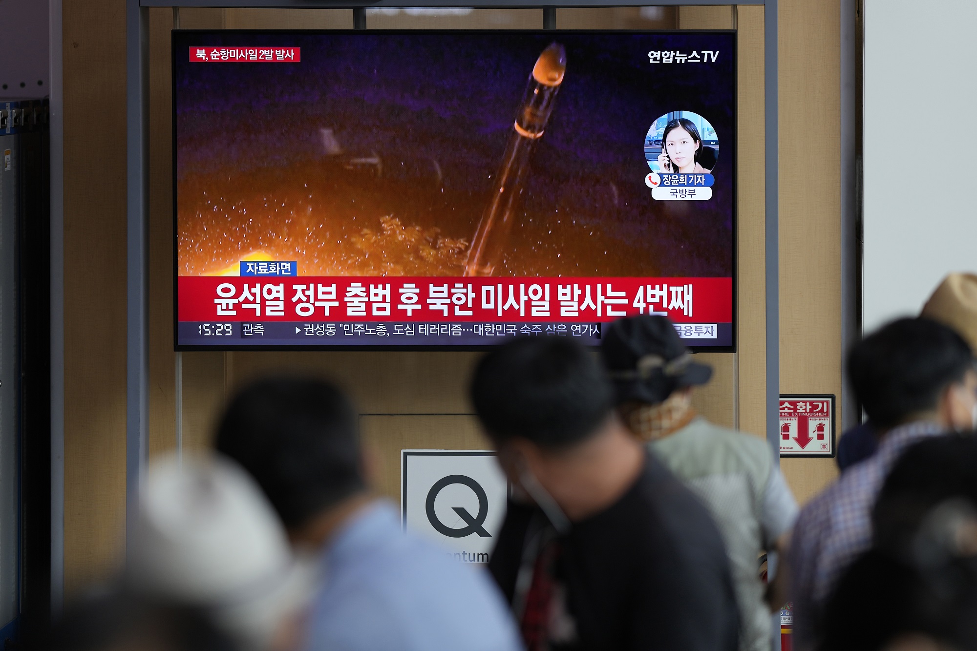 Εκτόξευση πυραύλων από την Πιονγκγιάνγκ διαταράσσει την πρόσκαιρη ηρεμία μεταξύ Β. και Ν. Κορέας
