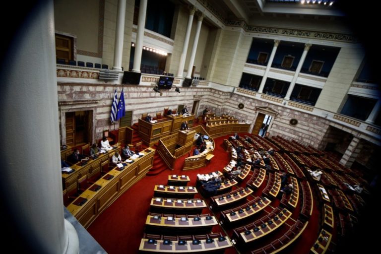 Εξεταστική Επιτροπή: Ολοκληρώθηκε η κατάθεσή του προέδρου της ΑΔΑΕ Χρ.Ράμμου – Καταθέτει η επικεφαλής της ΕΑΔ Αλ.Ρογκάκου