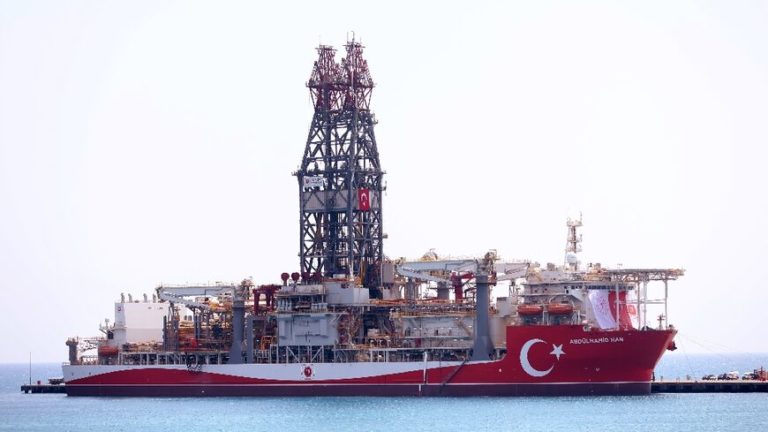Δεν χωρά κανένας εφησυχασμός με την Τουρκία – Α. Κλάψης και Ν. Φαραντούρης μιλούν στην ΕΡΤ (video)