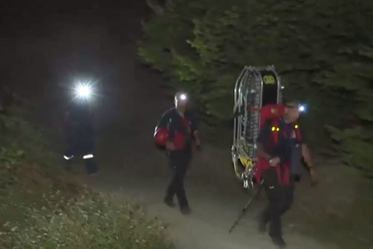 Εκτός κινδύνου ο αναρριχητής που τραυματίστηκε στην Αστράκα Ιωαννίνων – Γιγαντιαία επιχείρηση για τη μεταφορά του με super puma (video)