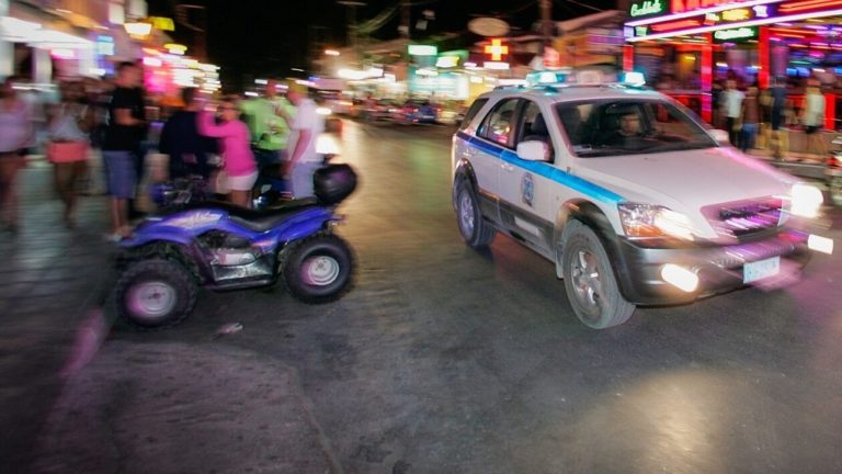 Χερσόνησος: Μεθυσμένος Γερμανός έσπασε ένα μπουκάλι στο κεφάλι συμπατριώτη του