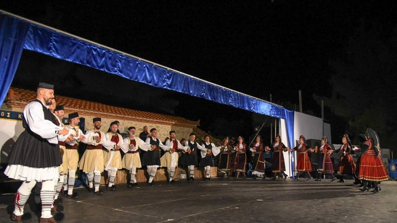 Έρχεται το φεστιβάλ παραδοσιακών χορών στην Ελαφόνησο