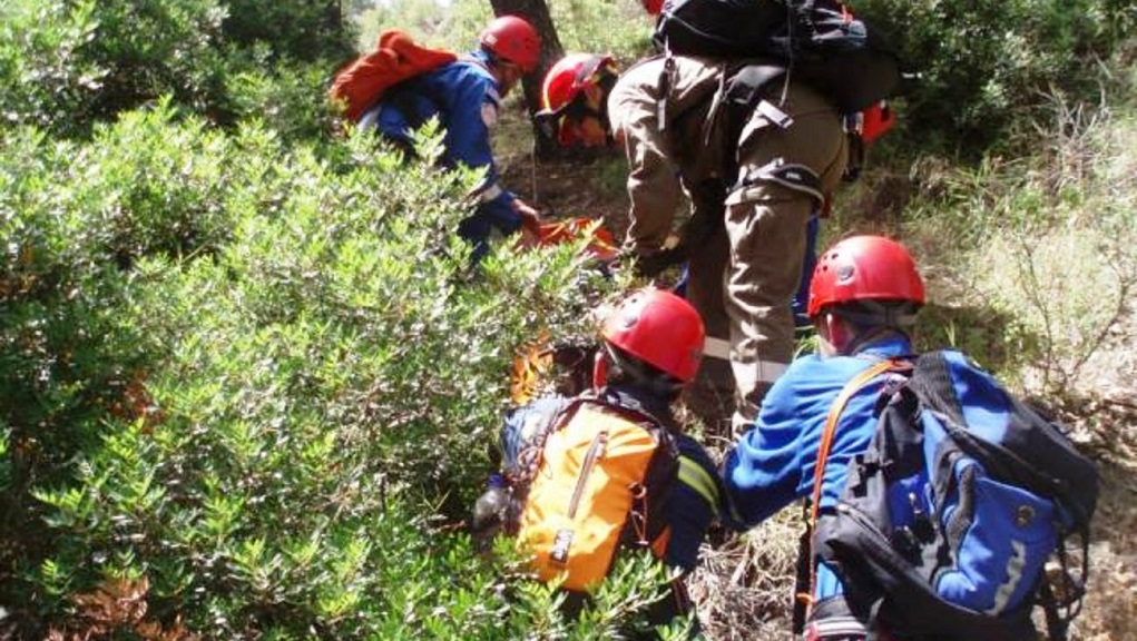 Κόρινθος: Νεκρός 68χρονος που έπεσε με το μηχανάκι του σε χαράδρα