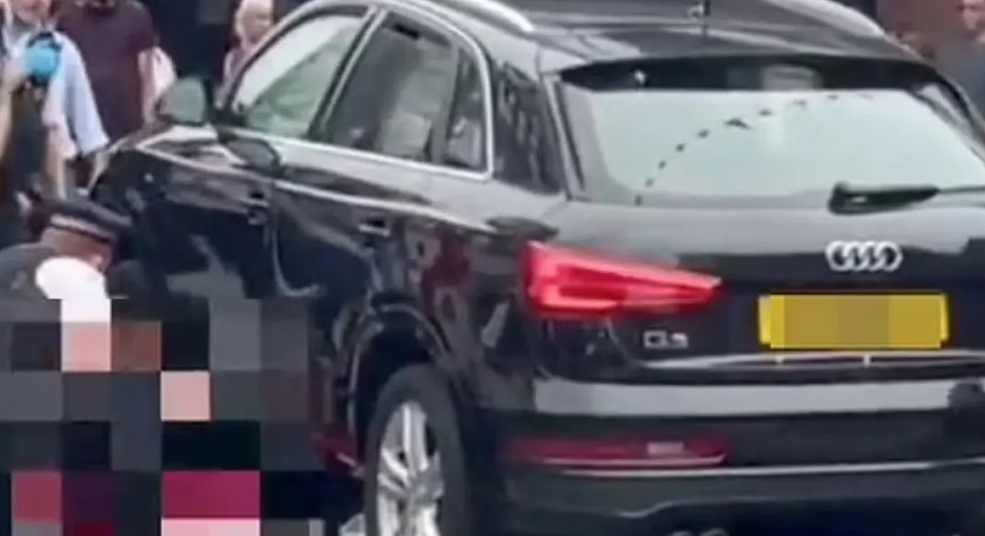 Λονδίνο: Αυτοκίνητο έπεσε πάνω σε πεζούς, τουλάχιστον πέντε τραυματίες – Συνελήφθη ο οδηγός