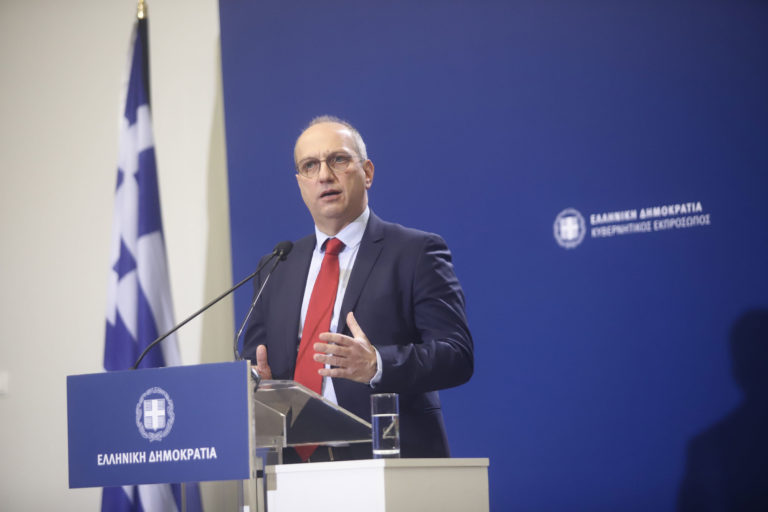 Γ. Οικονόμου: Η κυβέρνηση δεν θα ανεχθεί την παραμικρή σκιά στο θέμα της επισύνδεσης στο κινητό του Ν. Ανδρουλάκη