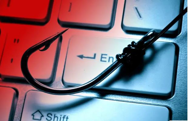 Πώς δρουν οι επιτήδειοι στο Διαδίκτυο με τη μέθοδο phishing – Θύματα ηλεκτρονικής απάτης μιλούν στην ΕΡΤ (video)