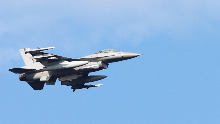 Η Ρωσία αποσύρει μαχητικά αεροσκάφη από την Ουκρανία, σύμφωνα με απόρρητη έκθεση του ΝΑΤΟ