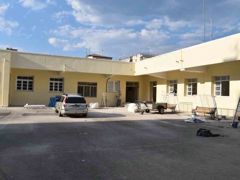 Καλαμάτα: Τέλη του μήνα η ανακατασκευή της Σχολής Παπαφλέσσα