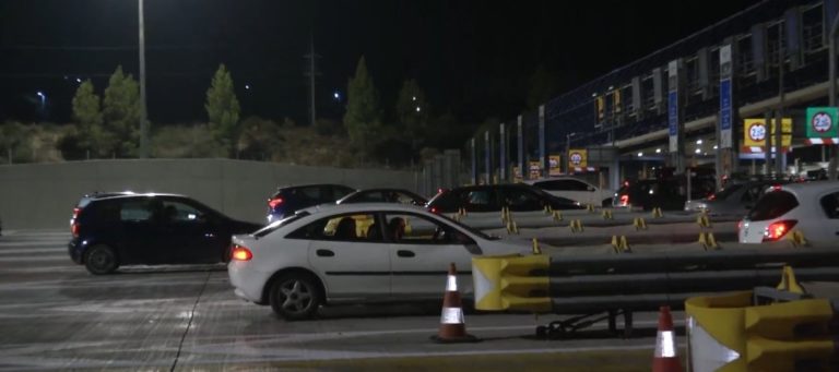 Επιστρέφουν οι τελευταίοι του Αυγούστου – Γεμάτα τα πλοία, αυξημένη ροή οχημάτων