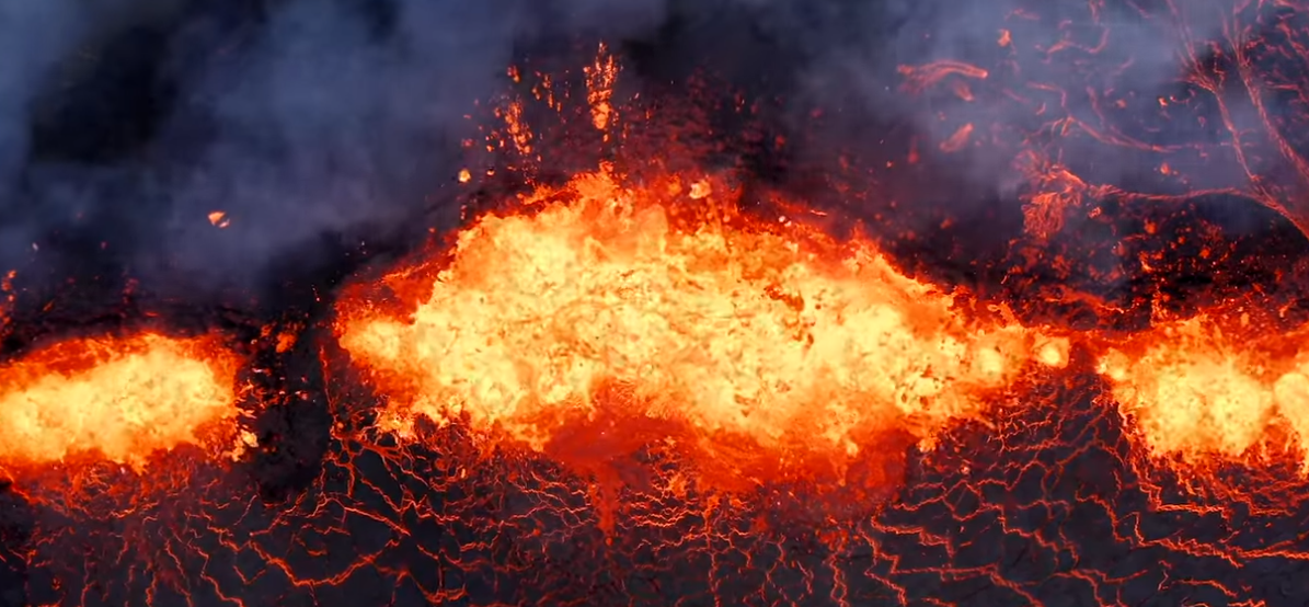 Έκρηξη ηφαιστείου στην Ισλανδία: Εκπληκτικά πλάνα από drone