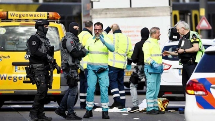 Ολλανδία: Τουλάχιστον δύο νεκροί από φορτηγό που έπεσε σε ανθρώπους που έκαναν μπάρμπεκιου